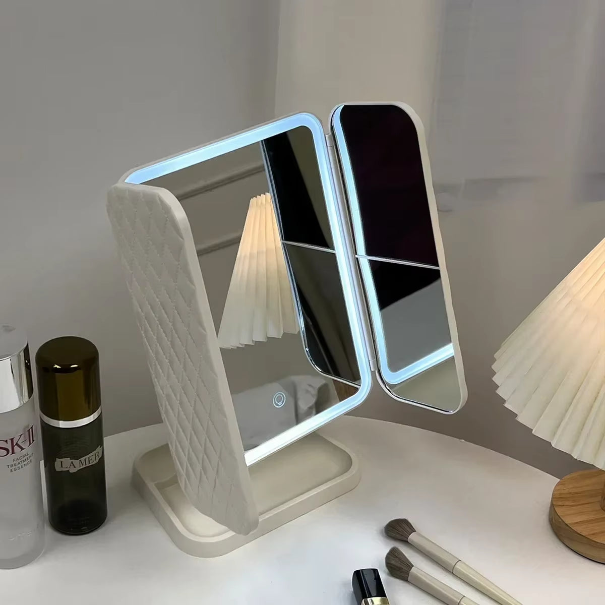 Trifold Makeup Mirror LED Lights Dorm Dressing Mirror Beauty Smart Complementary