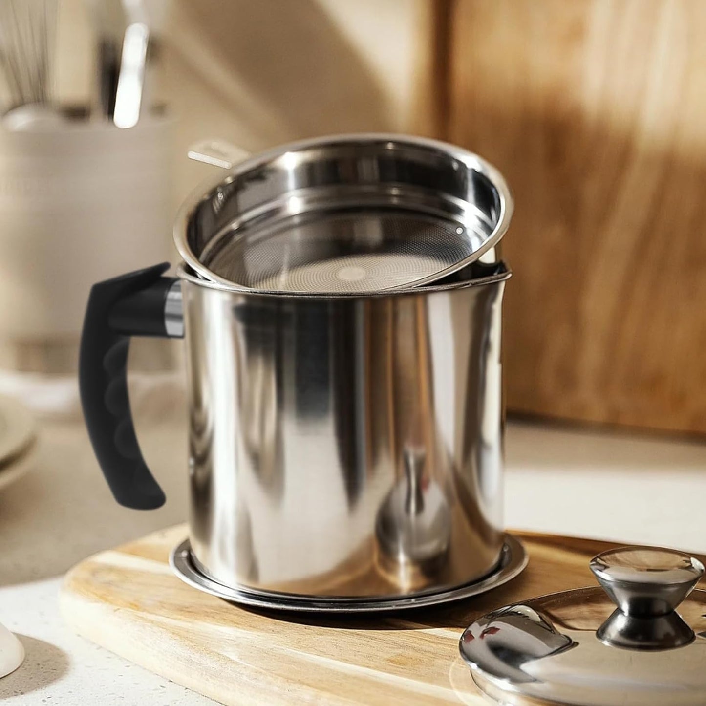 Cooking Oil Storage Canister with Mesh Strainer & Tray | 1.3L